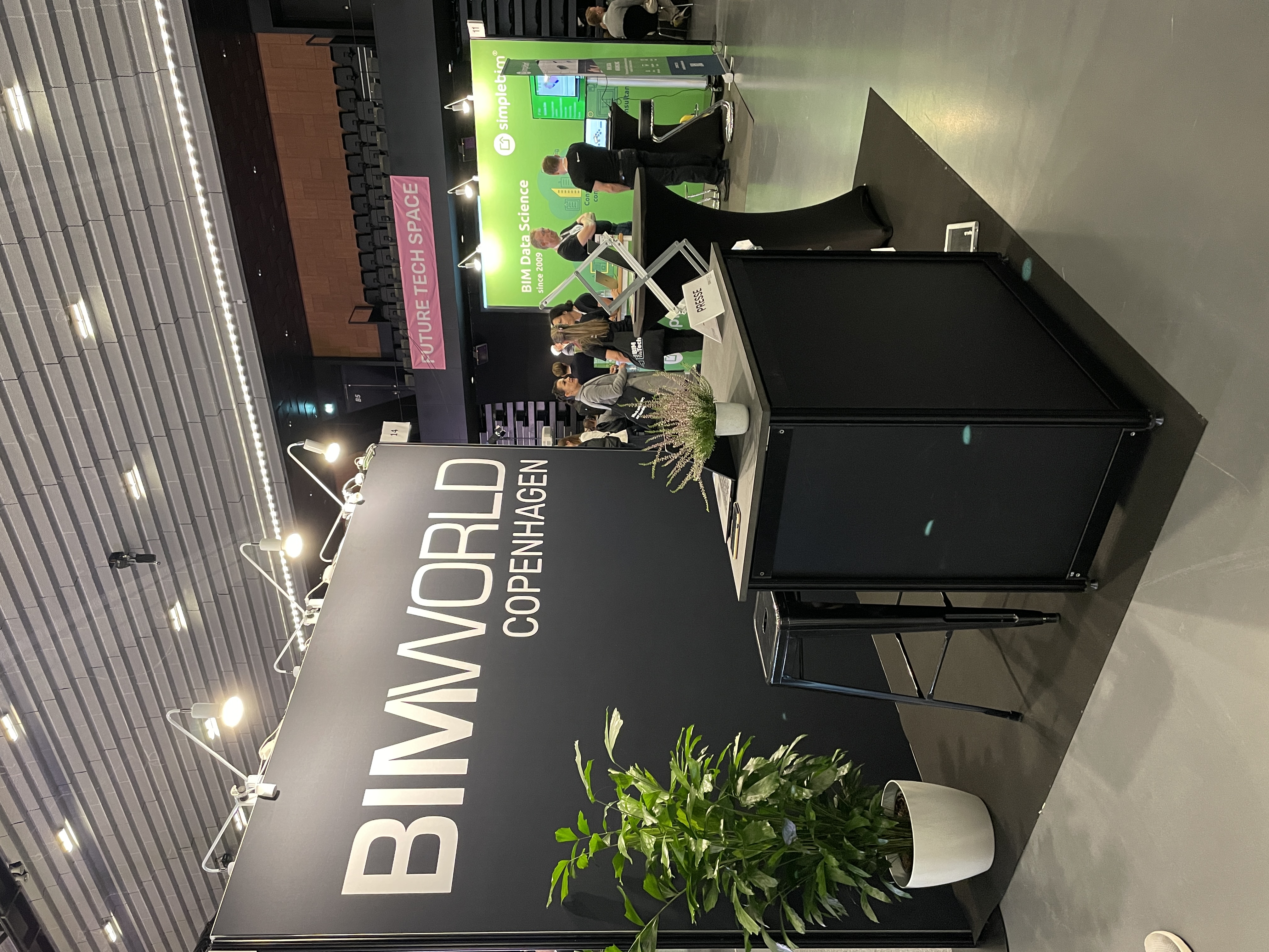 BIM World Copenhagen 2024 welcome desk